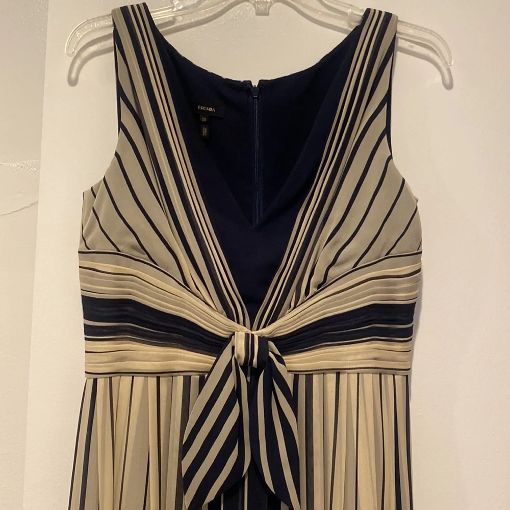 Authentic Escada dress - Picture 2 of 13